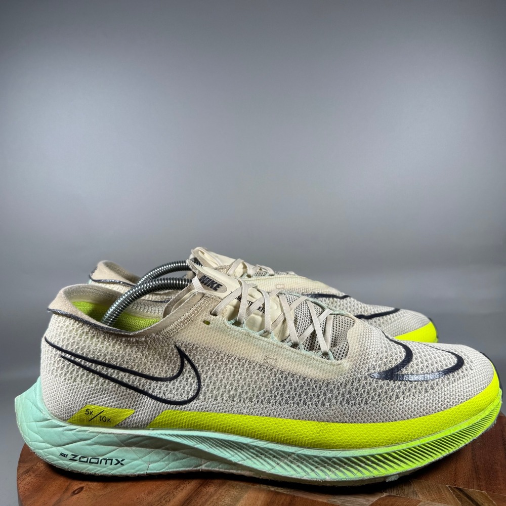 Nike ZoomX Streakfly Coconut Milk Mint Foam Running Shoes Mens 12 DJ6566-100